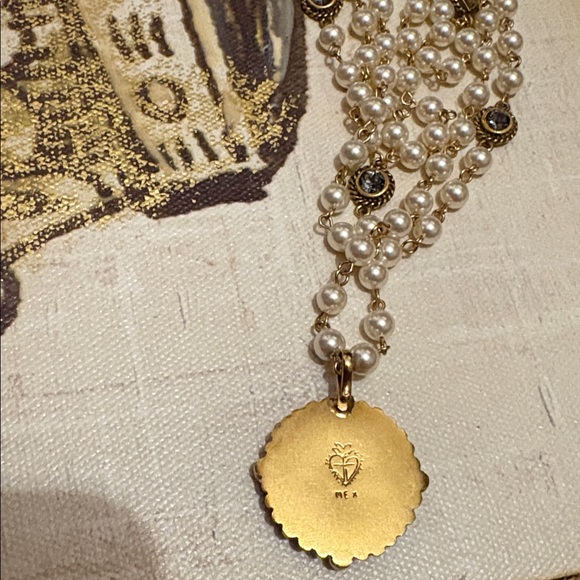 Beautiful Magdalena Pearl 4mm Pearl Cream Necklace! Like New - Picture 9 of 9